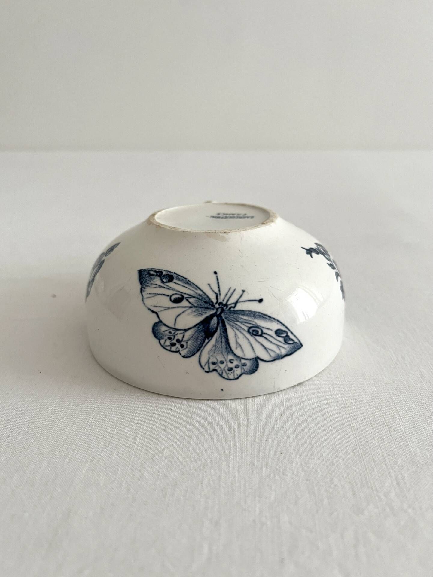 Antique ironstone cup "Carmen" Sarreguemines
