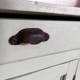 Green Parisian Buffet