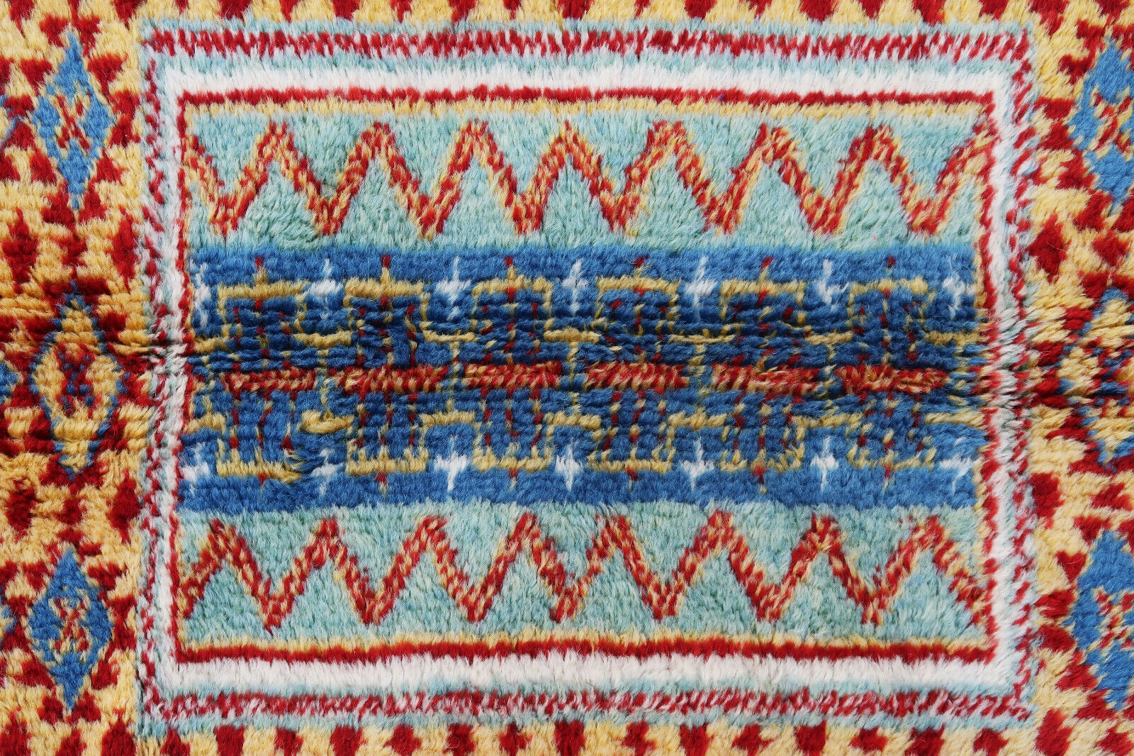 Lot of five small French rugs, domestic work.  Origin : France Period : around 1960 Size : 48 x 37,