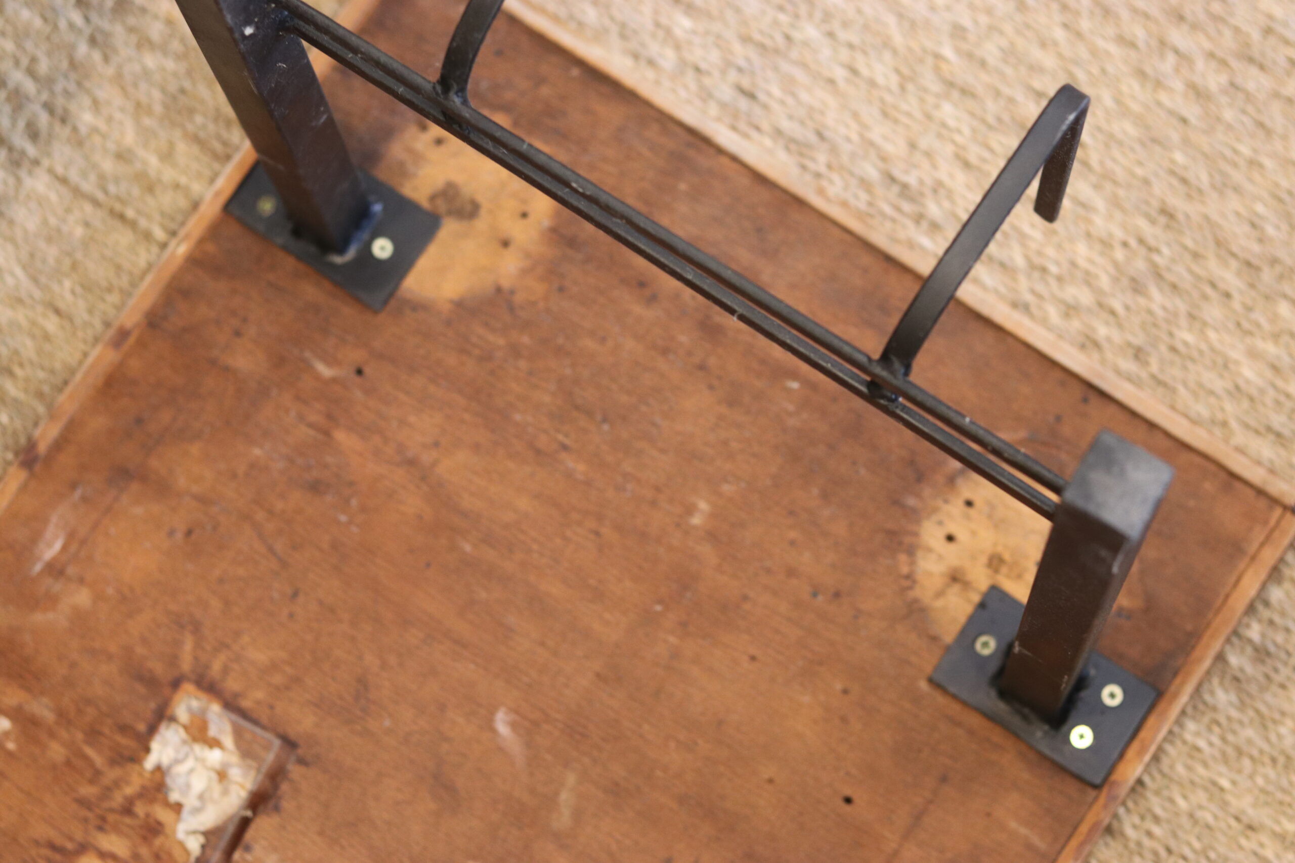 Table basse brésilienne signée Zoltan Vertes, années 50