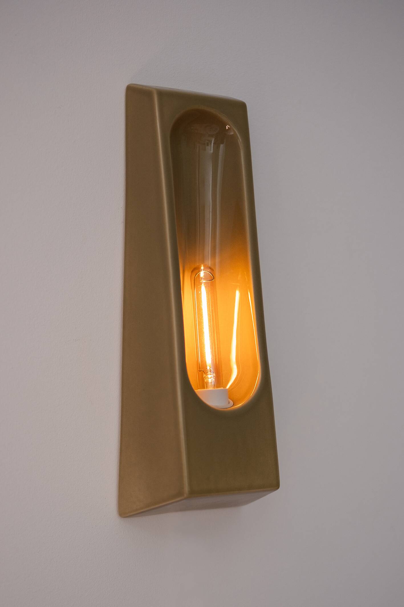 Alcove Tilleul wall light