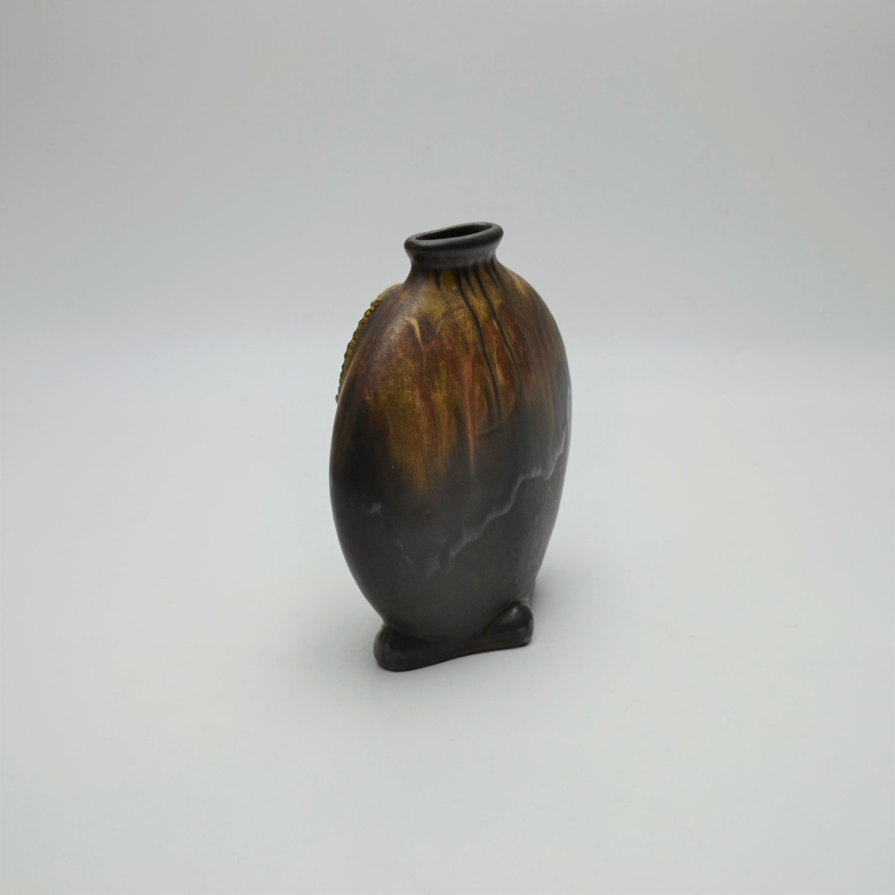 Gilbert Méténier's flamed sandstone newt bottlened vase