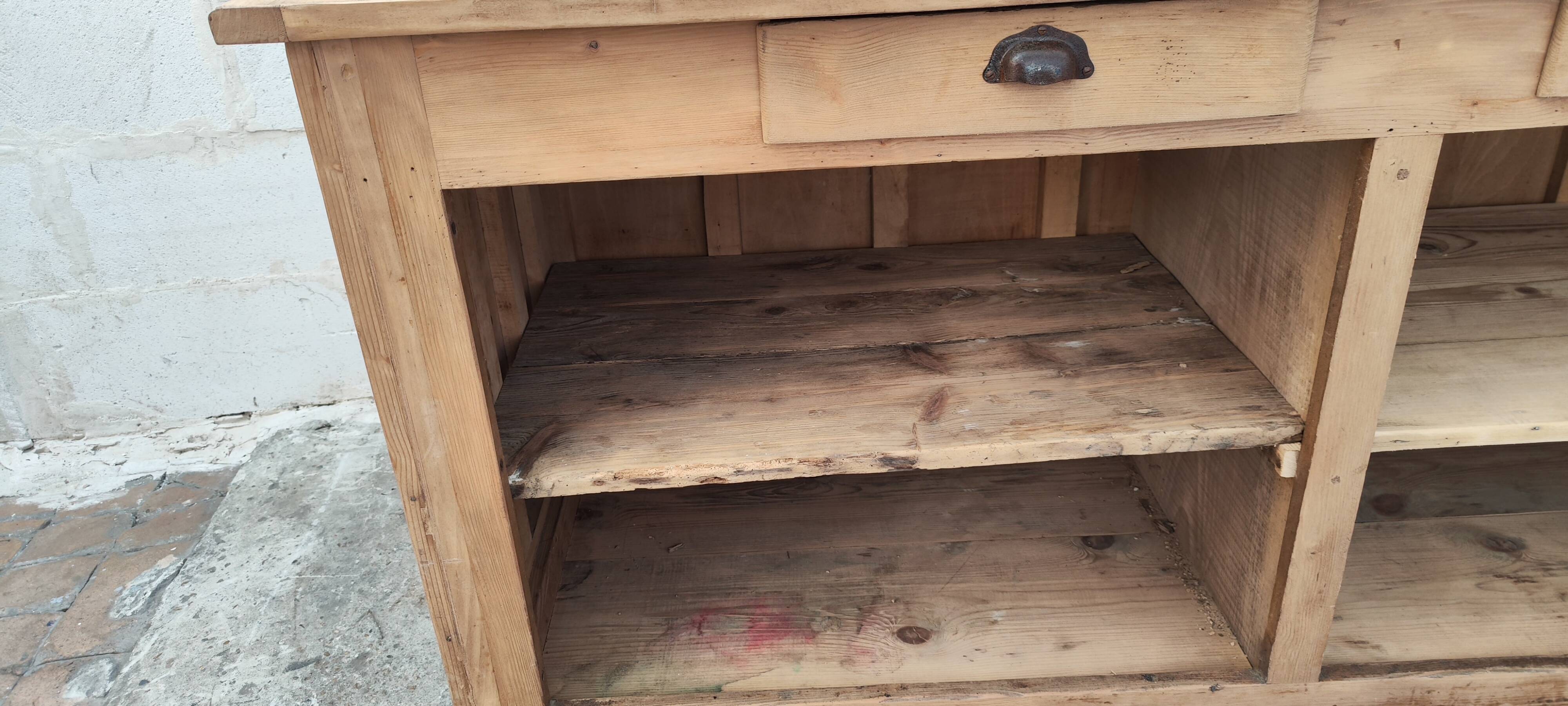 Central island bar counter in pine with two drawers
