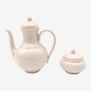 Rosé porcelain coffee maker and sugar bowl