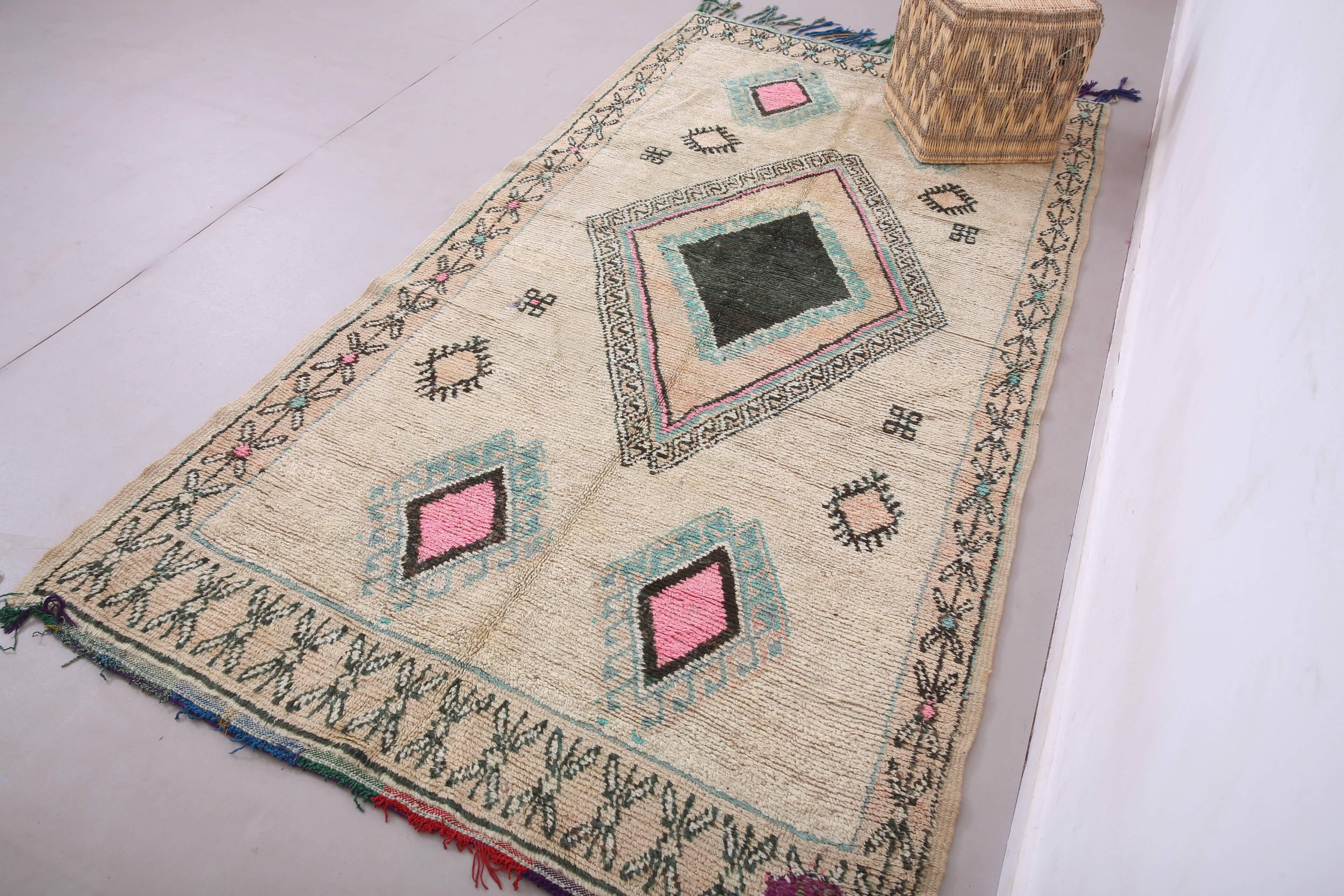 Vintage Moroccan Rug 137 x 266 cm - Berber Rug - Handmade Wool Rug Bohemian