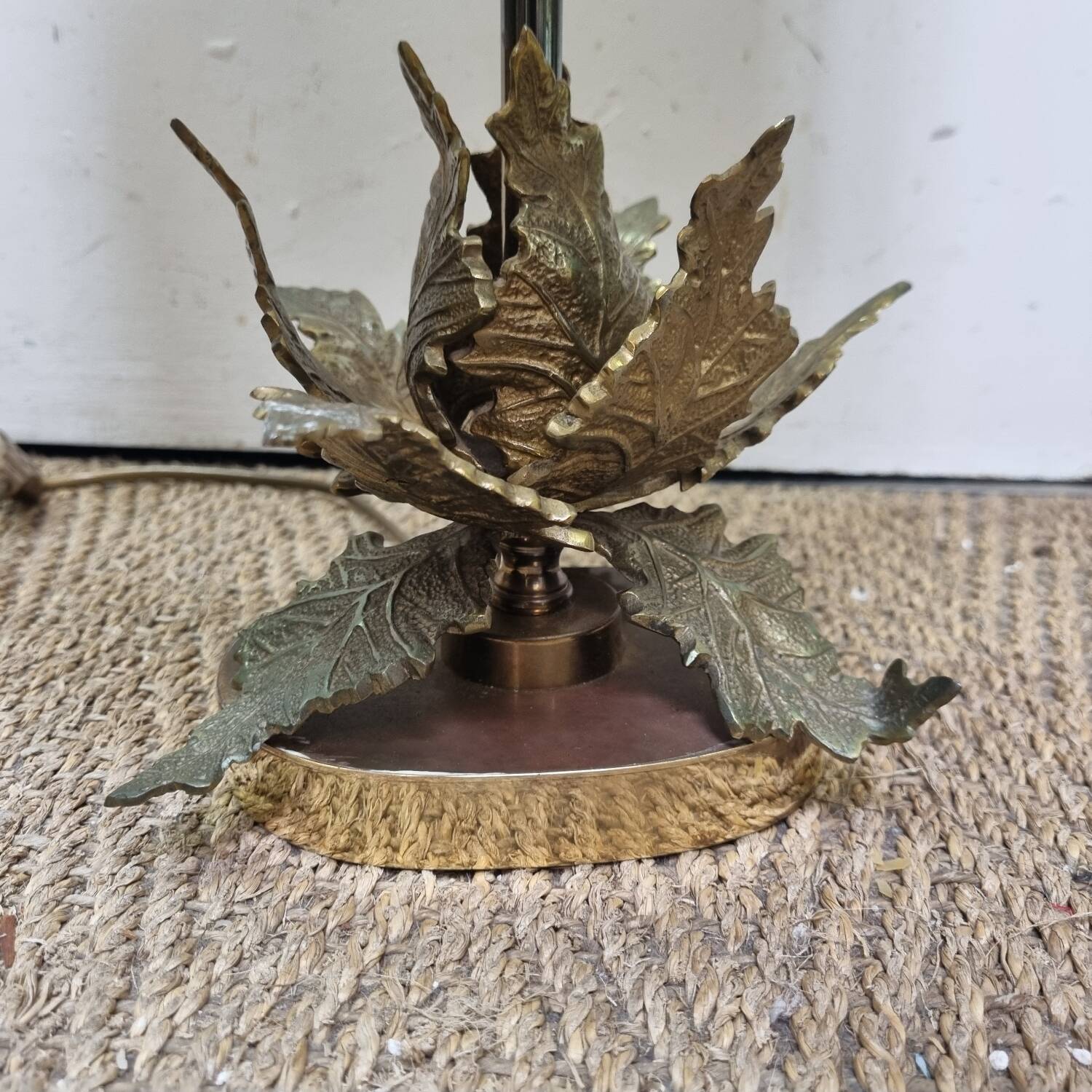 table lamp, bronze foliage Circa 1960