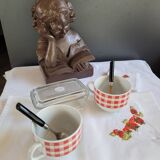Cups