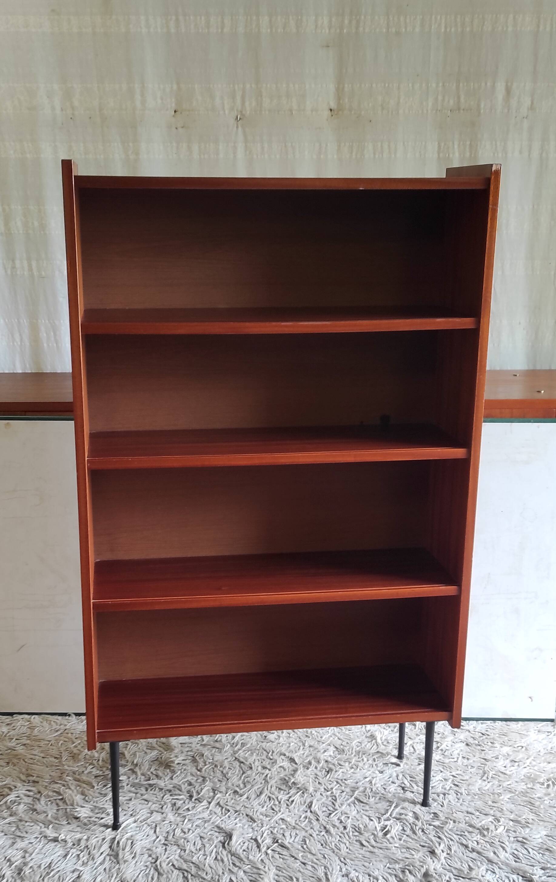 Modernist teak bookcase - 1960s