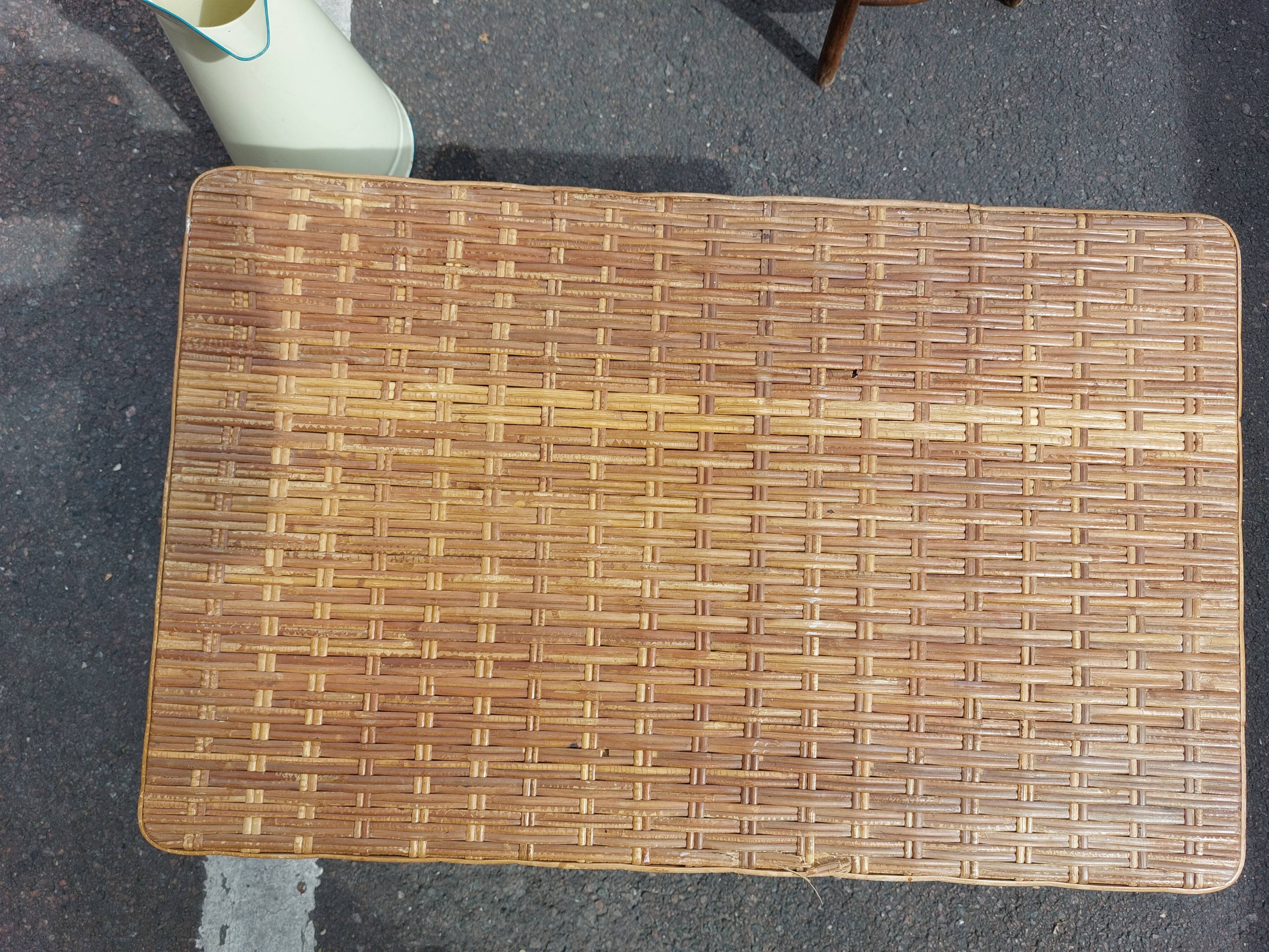 Bamboo bass tabke