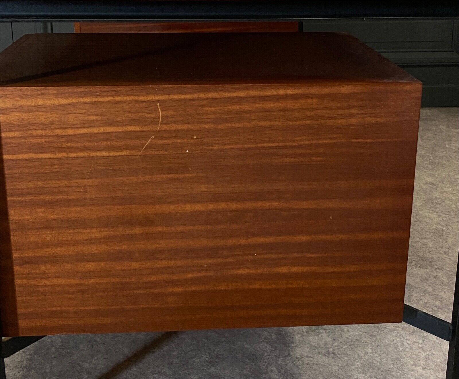 Office cm 172 Pierre Paulin in mahogany and metal circa 1960