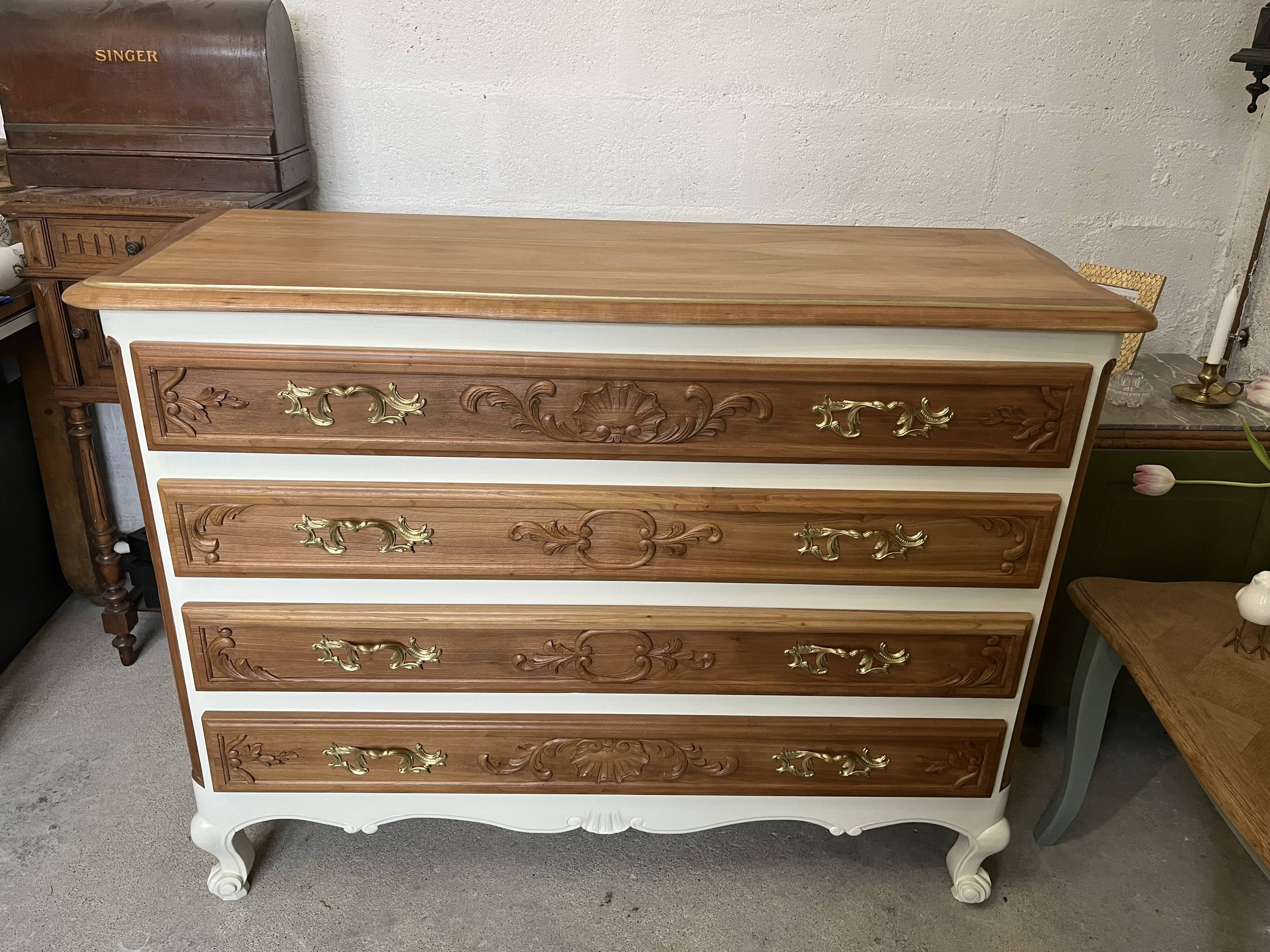 Louis XV style chest of drawers