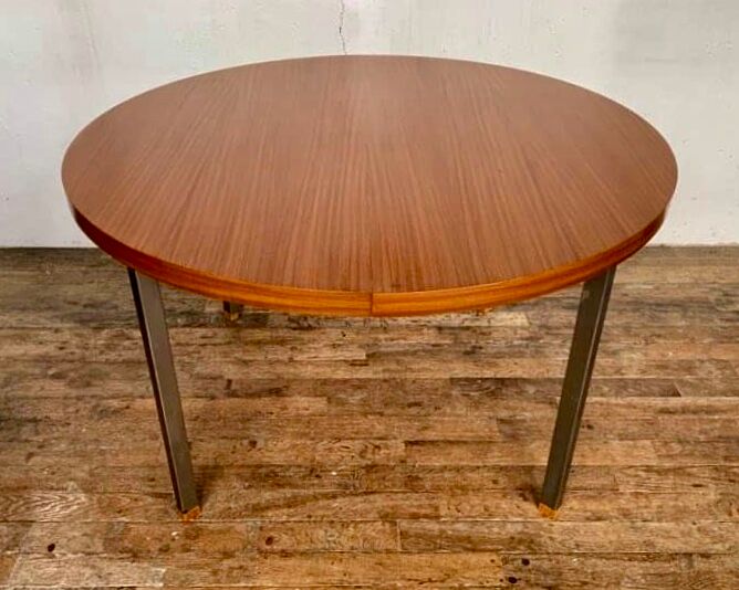 Round table with teak extension design Pierre Guariche edition Huchers Minvielle 1960