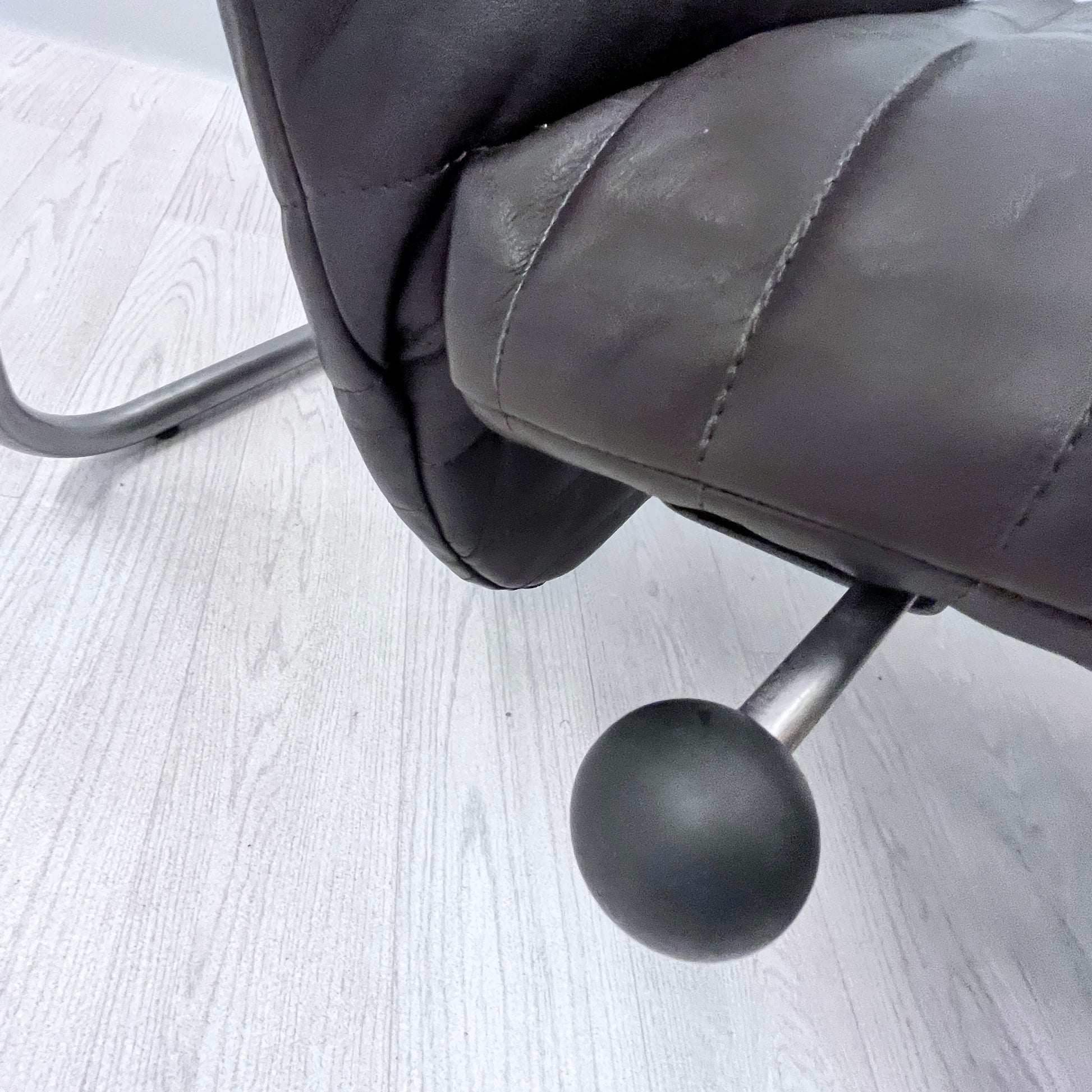 Leather lounge chair