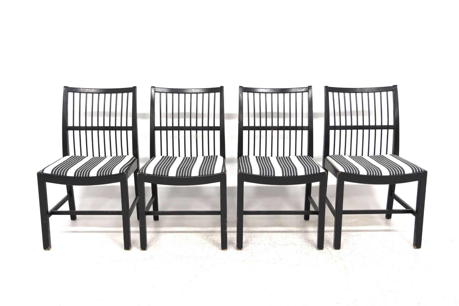 Set de 4 chaises en hêtre, Suède, 1960
