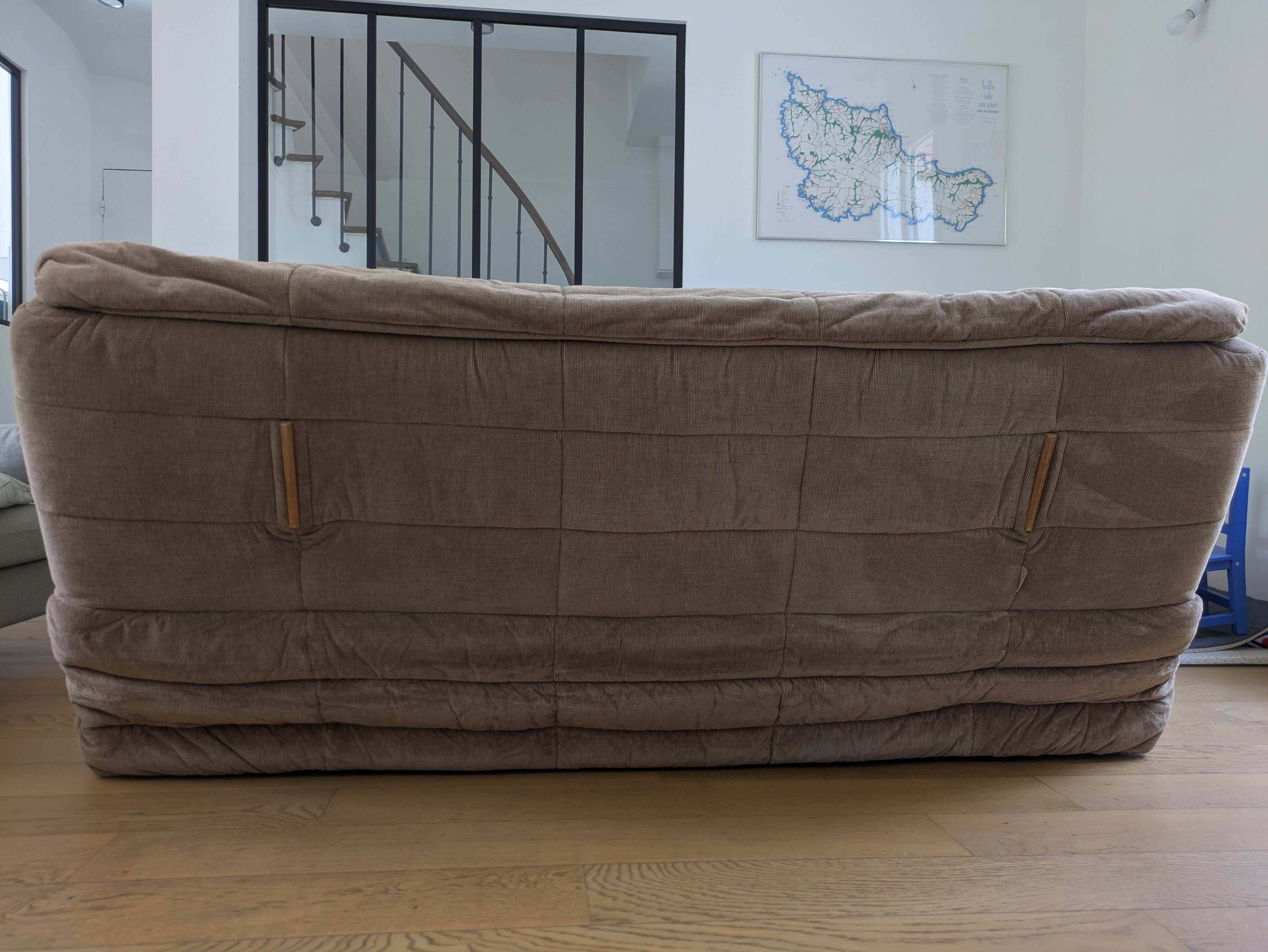 Cinna brand Gao sofa by Jean-Paul Laloy