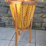 Tripod in curved wood sewing basket 60/70
