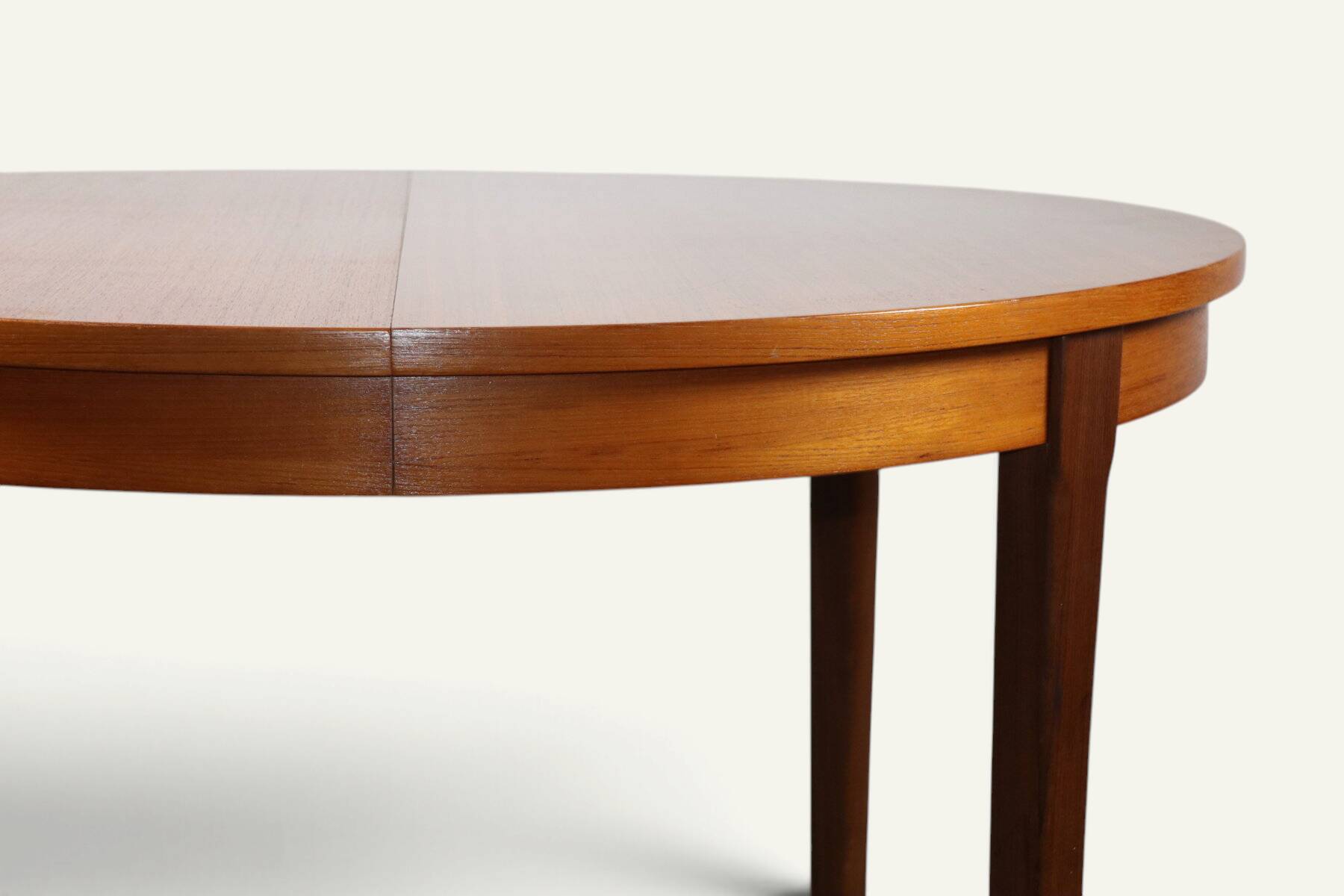 Table ronde extensible vintage en teck, années 70