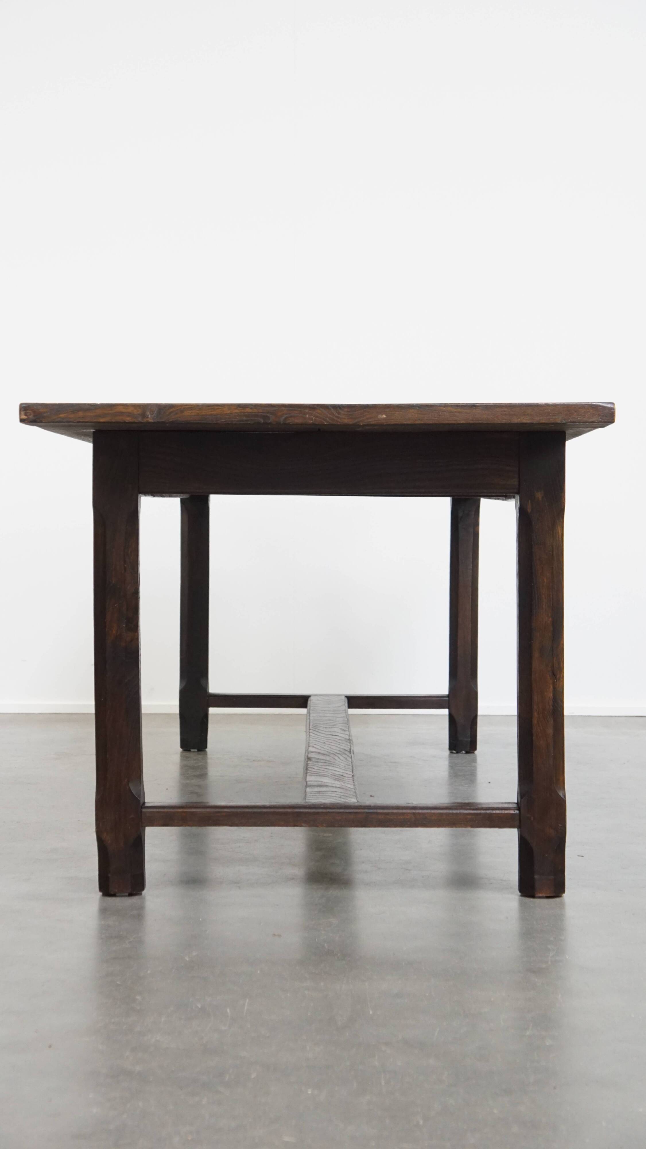 Long Antique English Elm Dining Table from the Early 19th Century