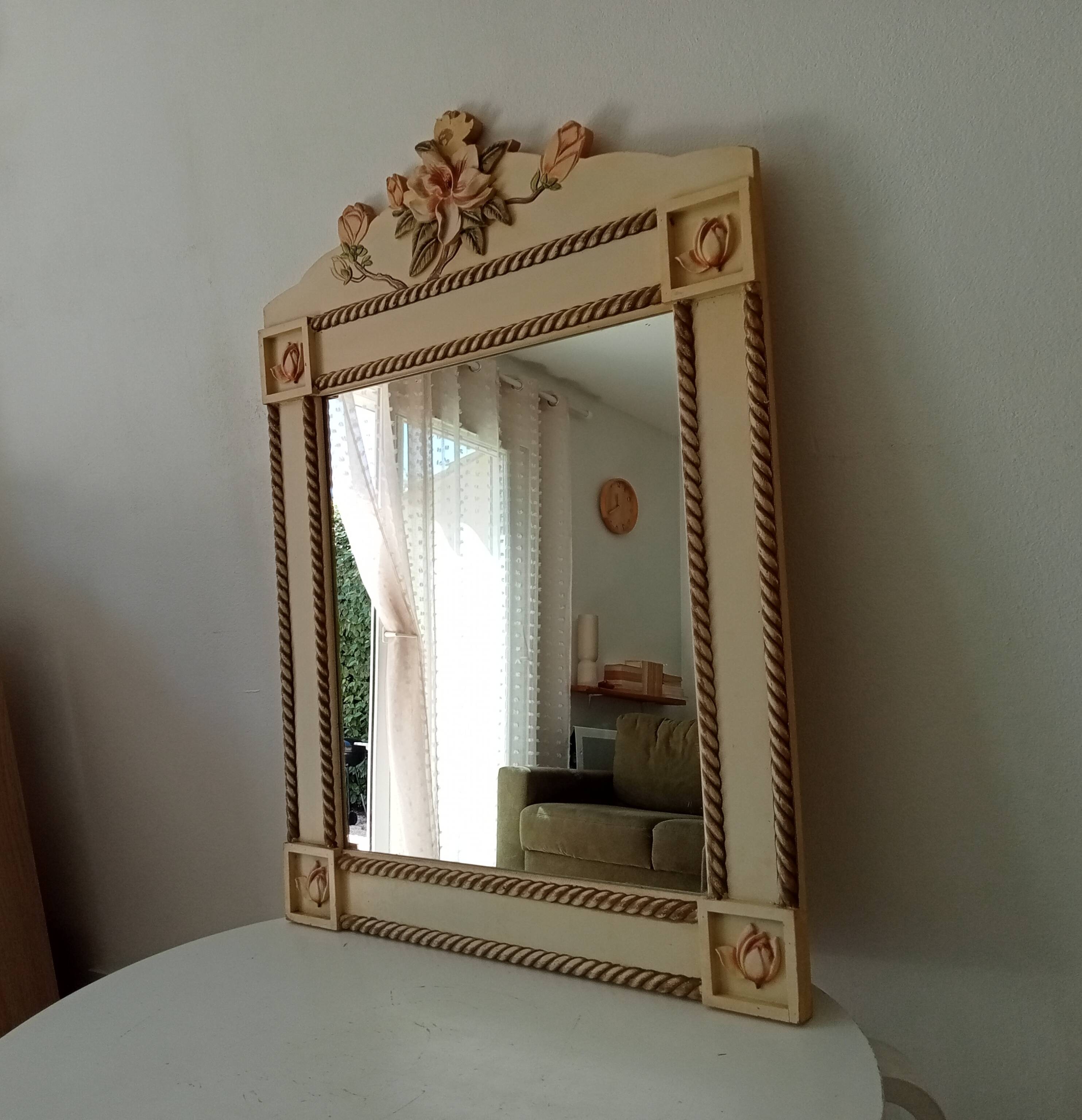 Vintage bohemian mirror from the 80s in carved wood.