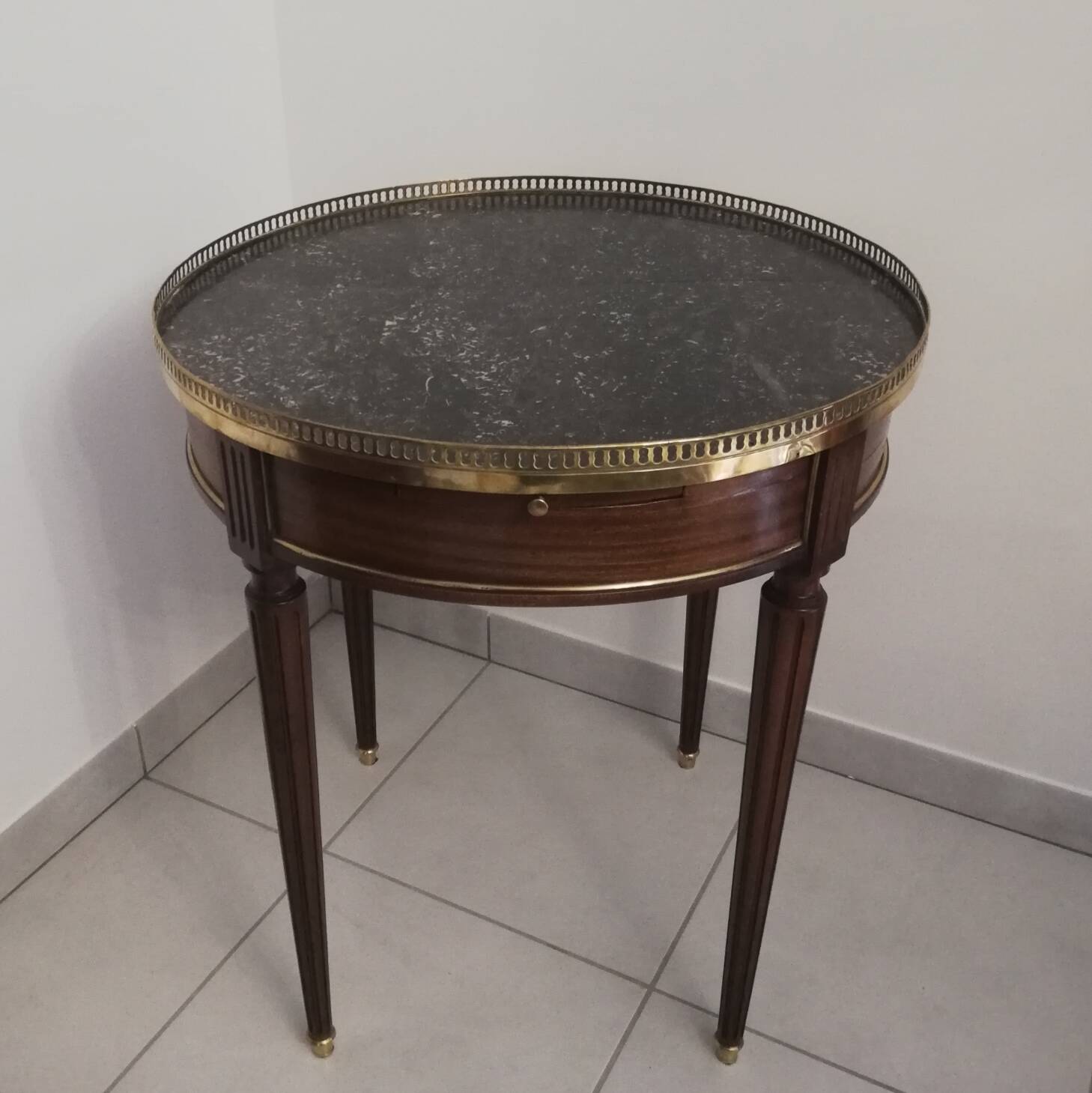 Mahogany hot water bottle table