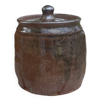 Pot and its lid in glazed stoneware