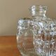 Carafe en verre forme flacon de parfum