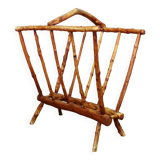 Solid wood magazine rack