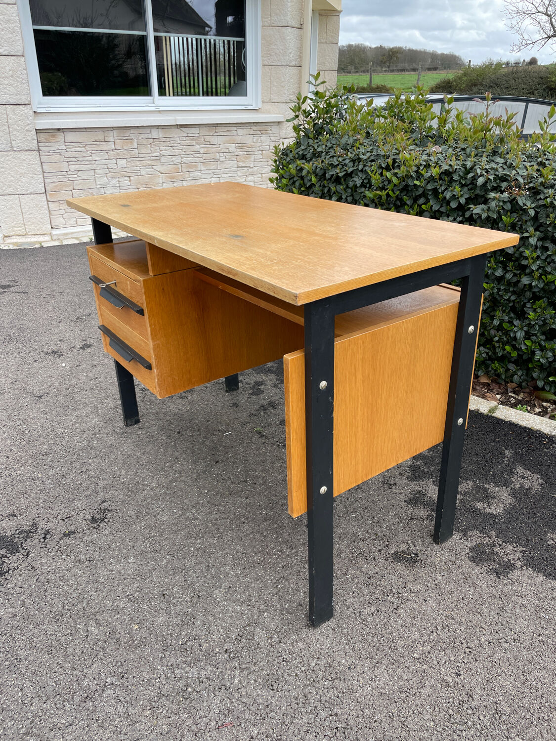 Vintage modernist desk 1950-60 wood