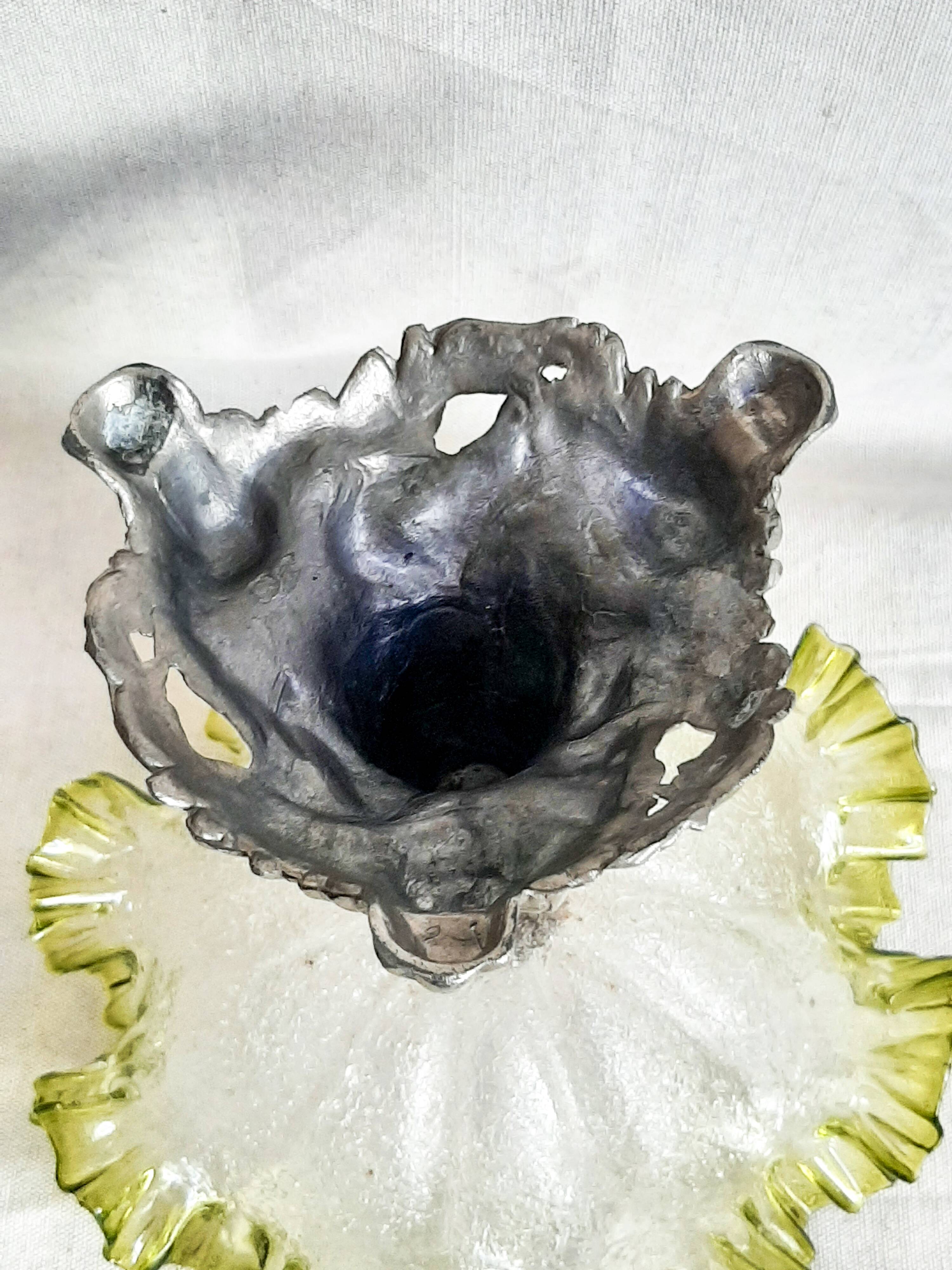 Glass bowl and Art Nouveau regulator