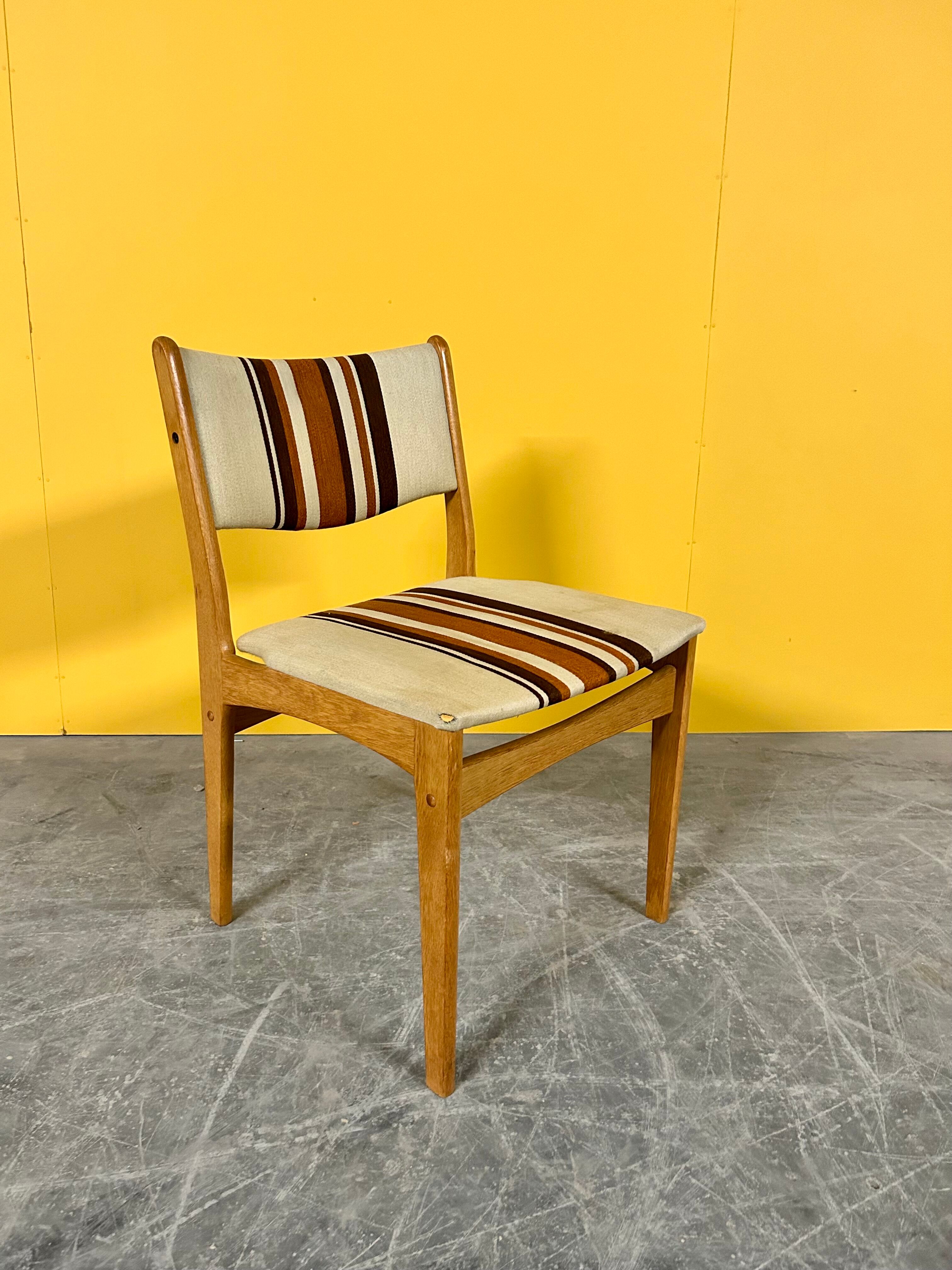 Set of 6 mid-century oak dining chairs by Uldum Mobelfabrik 1960s