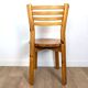 Chaises en pin années 80