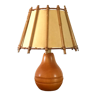 Lampe vintage en bois abat jour en rotin