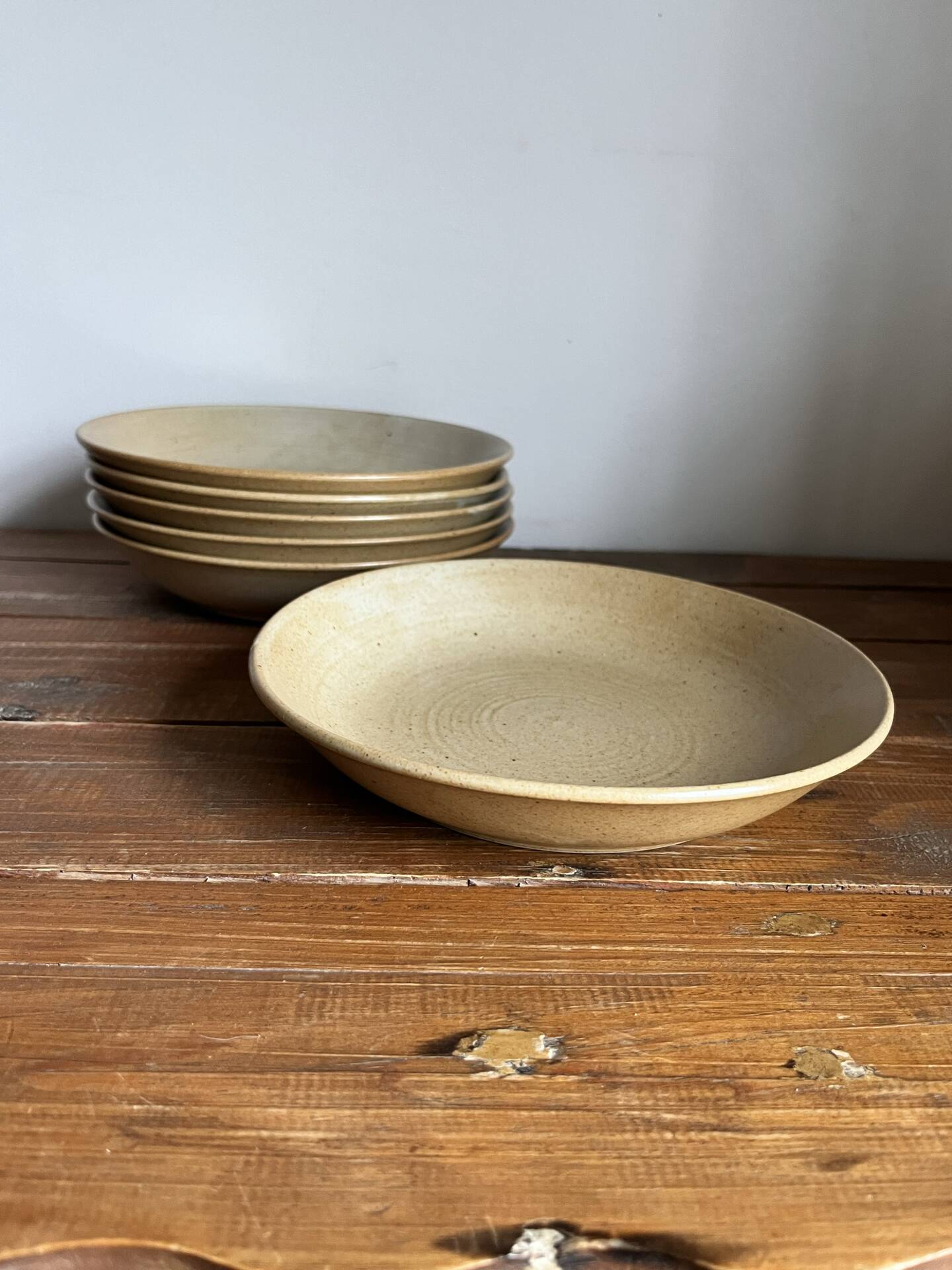 6 deep plates in stoneware