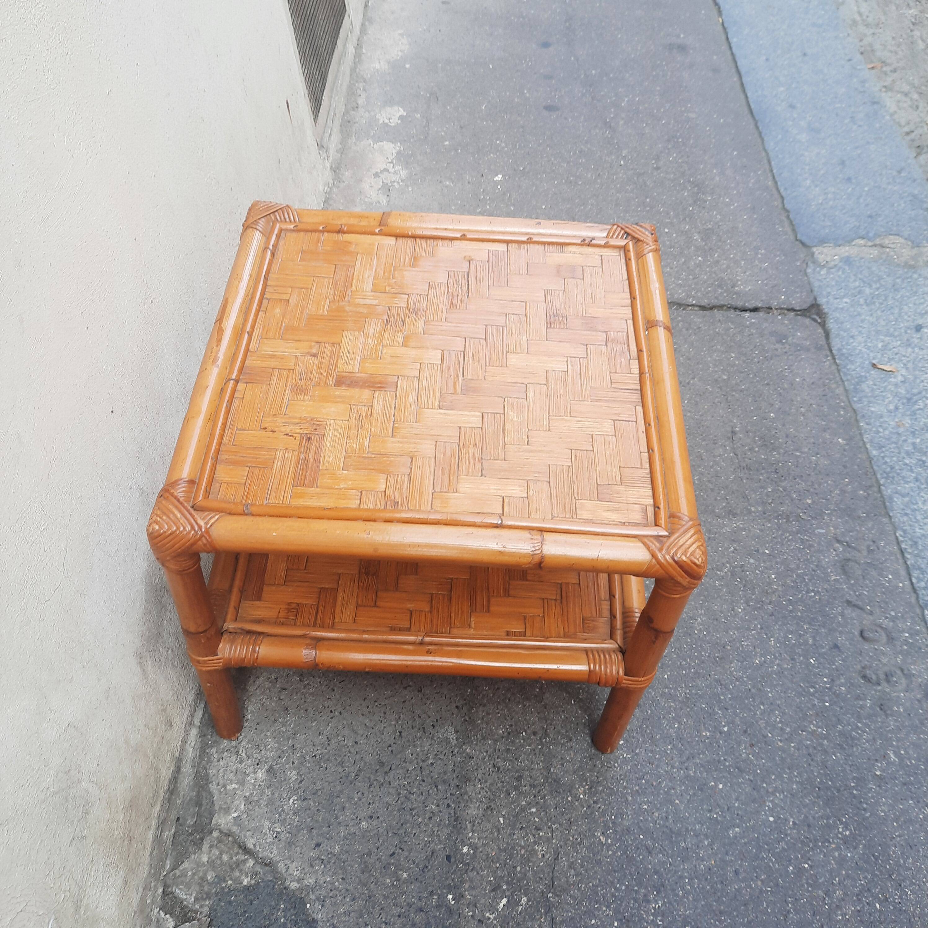 Table basse en bambou