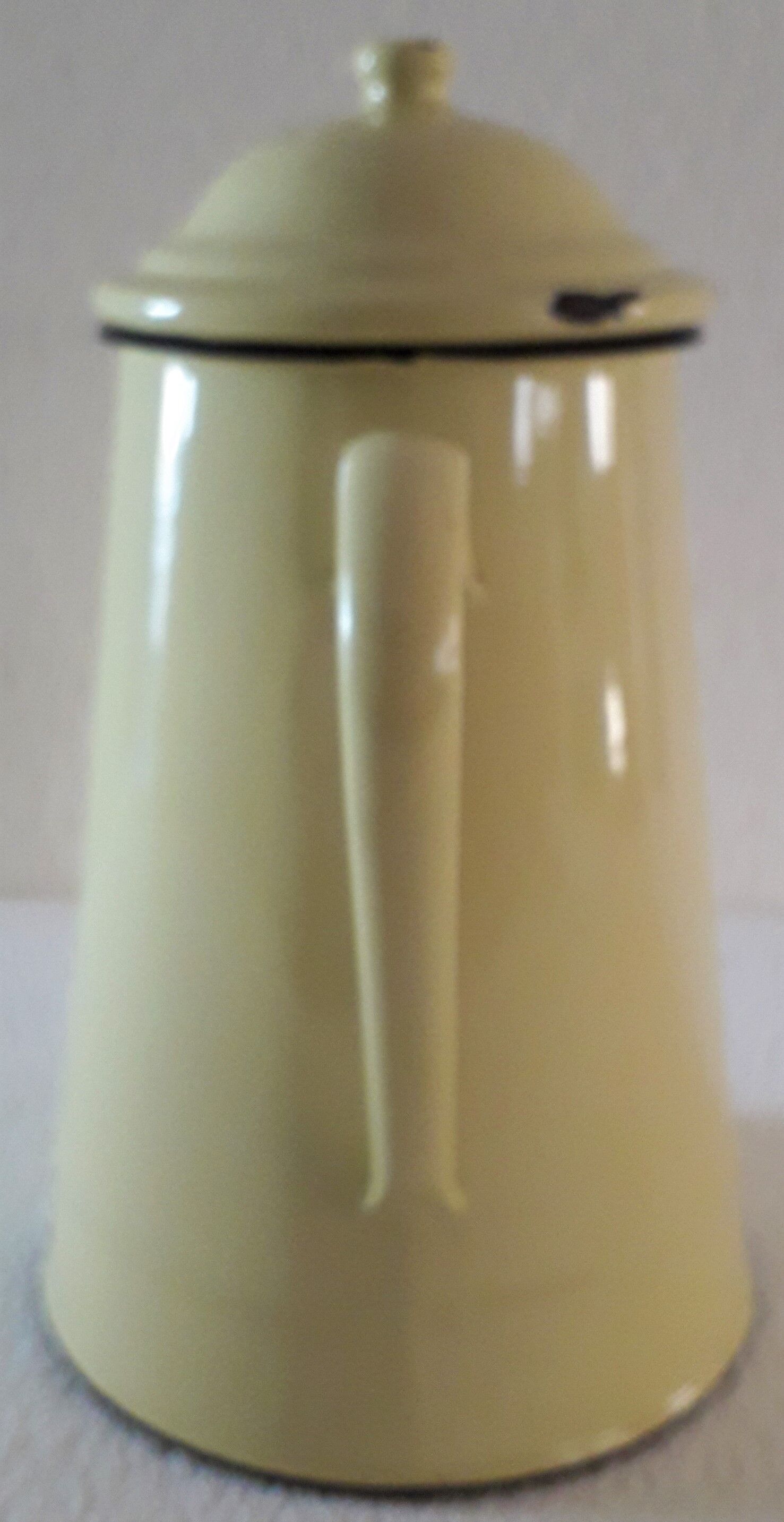 Yellow enamelled coffee maker