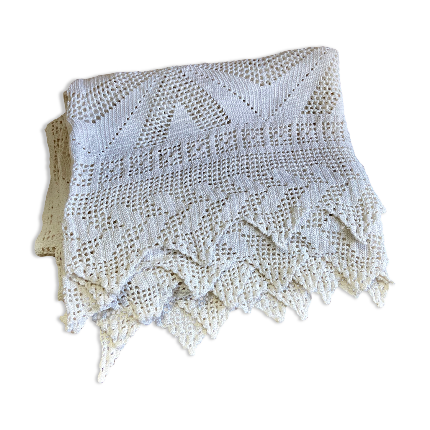 Vintage crochet bedspread