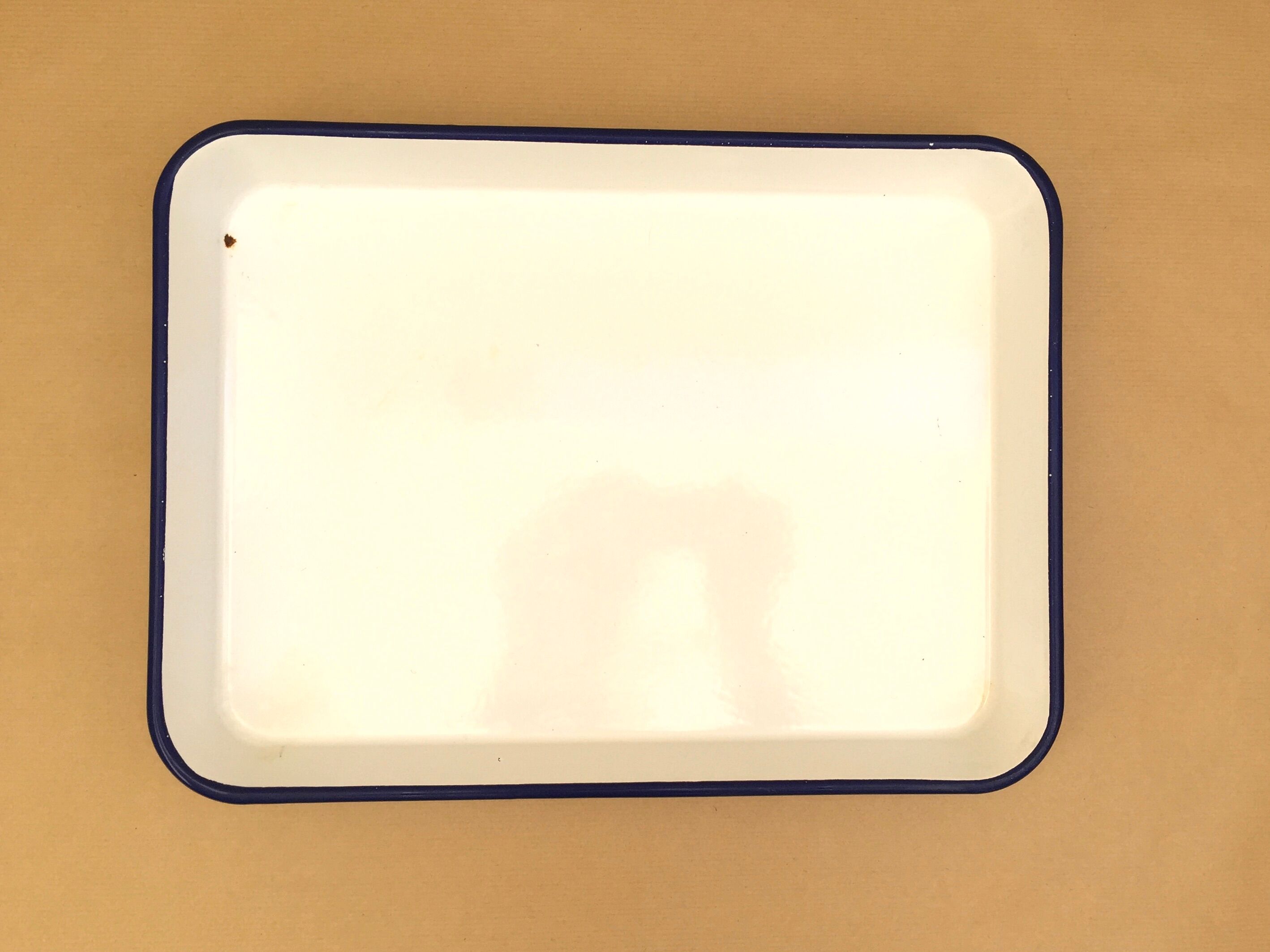 Enamelled sheet metal dish 34cm x 25cm