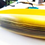 Set of three 1950s paddle cups