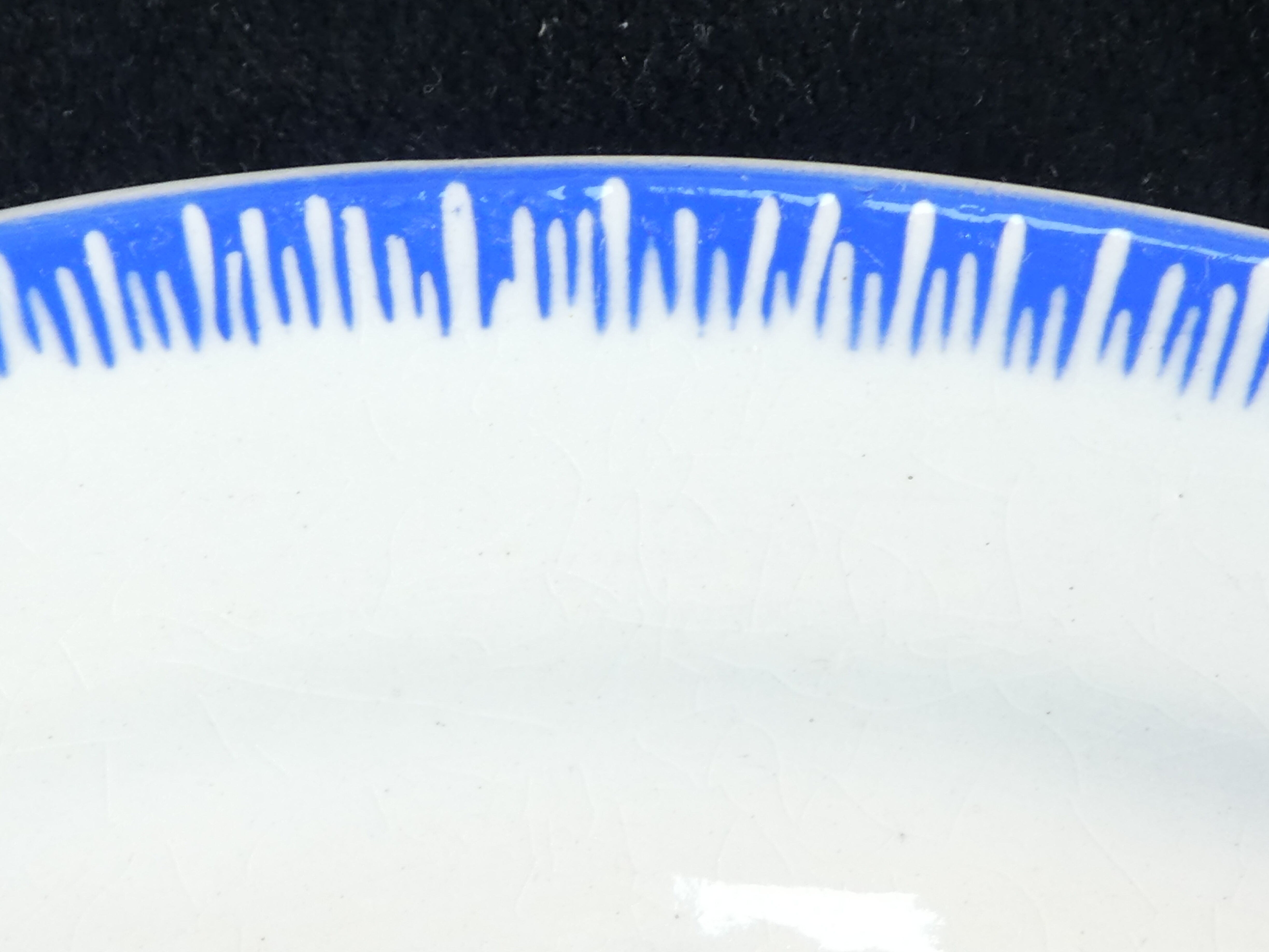 Ravines oval badonviller blue flower