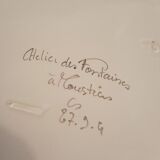 Moustiers earthenware plate from the Atelier des Fontaines