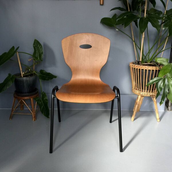 Set de 6 chaises bois thermoformé et métal