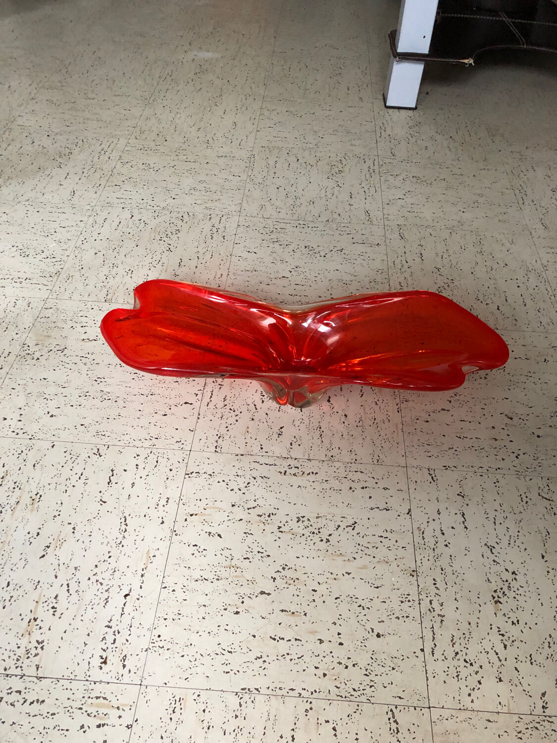 Red translucent blown glass bowl / centrepiece.