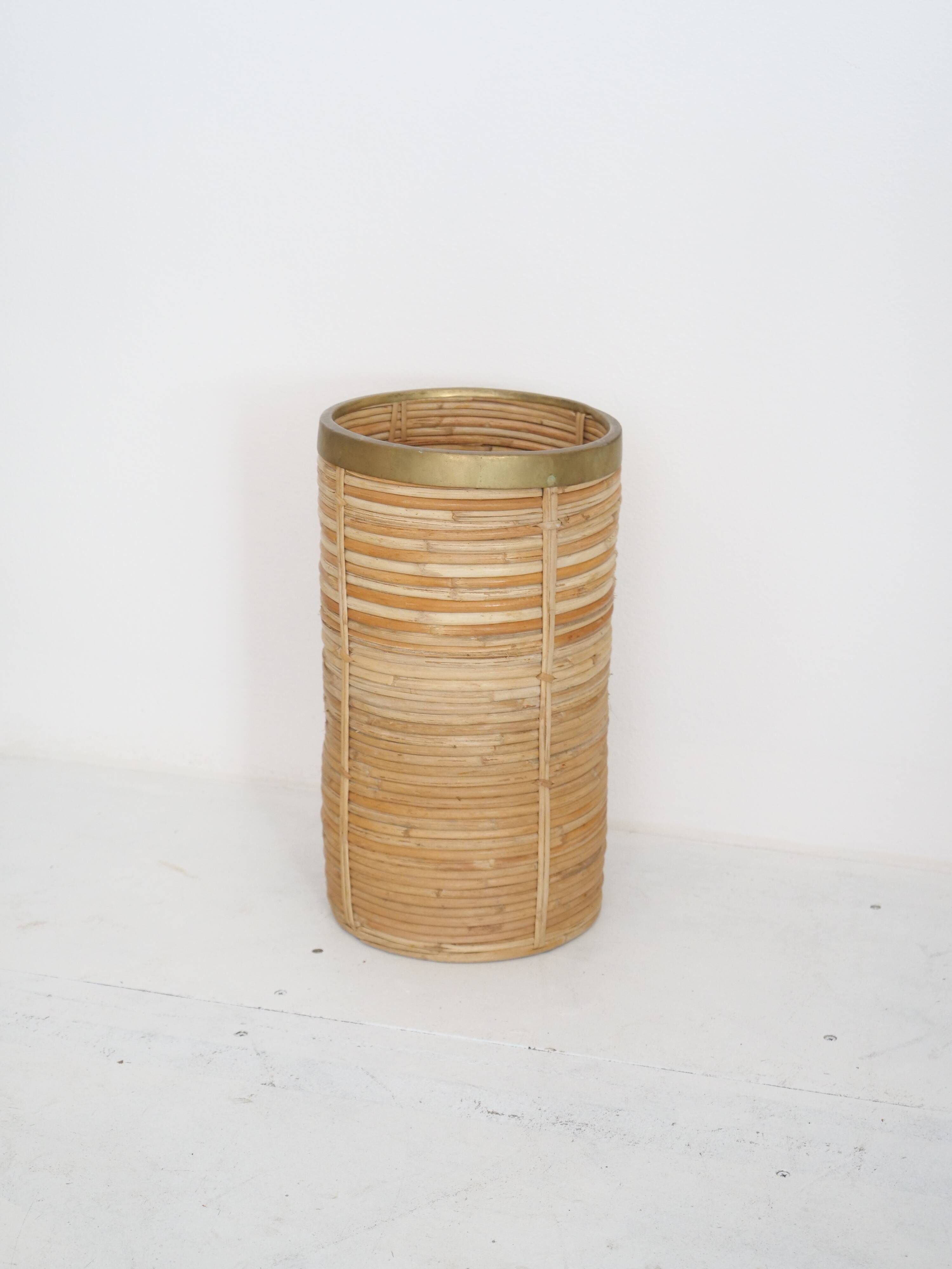 Umbrella stand ratan bamboo