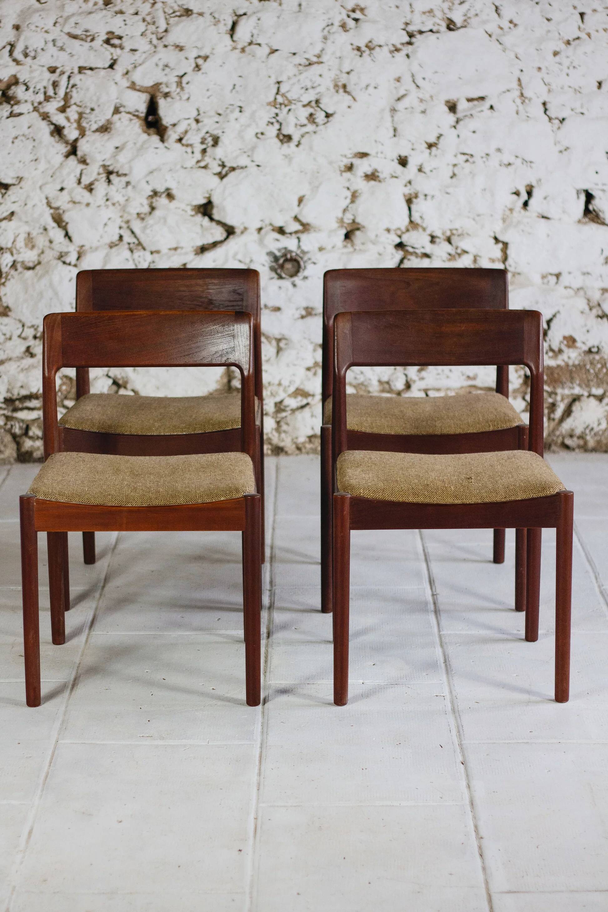 Set of 4 teak chairs and 2 armchairs by Johannes Nørgaard for Møbelfabrik, 1960