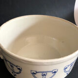 Saint Uze sandstone tureen