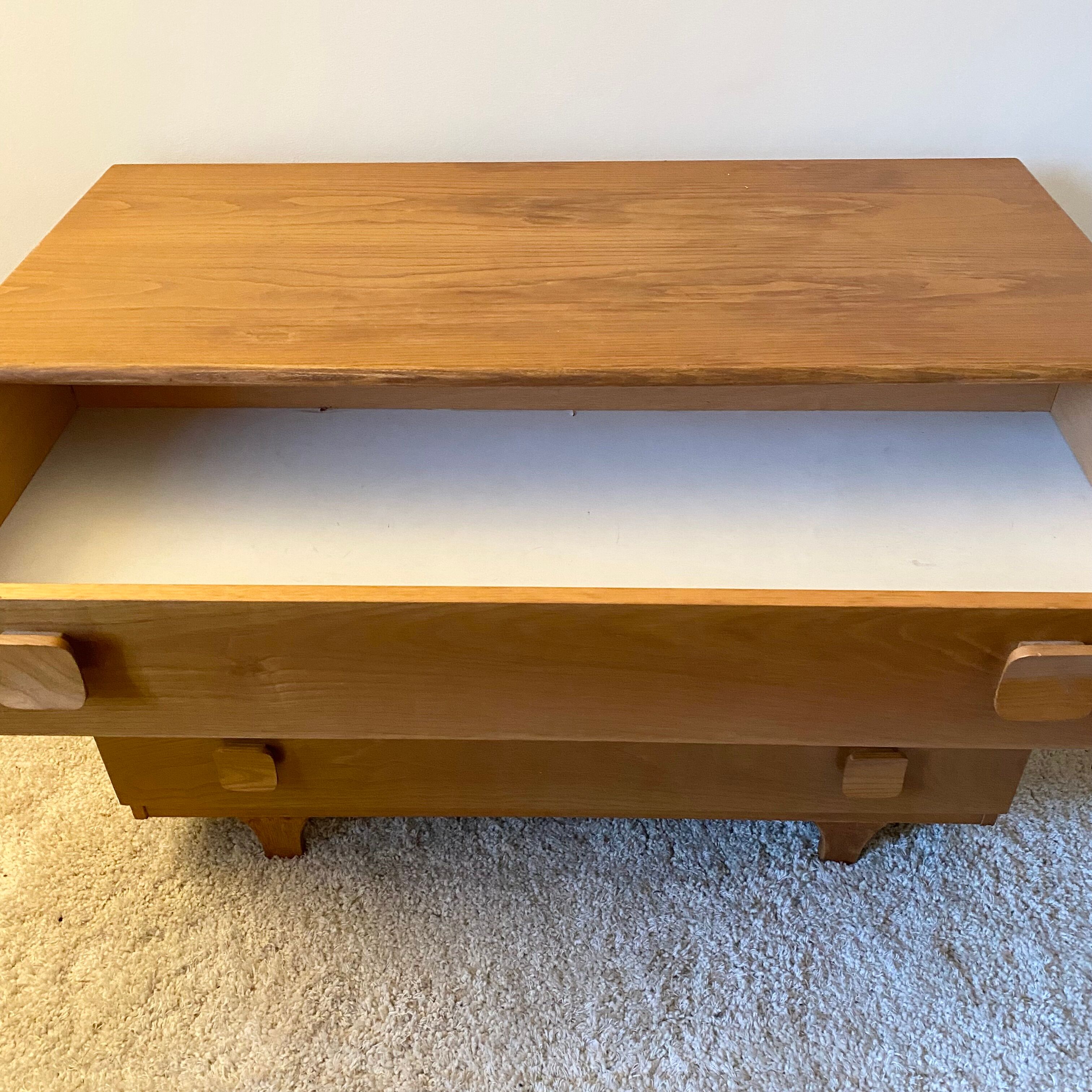 Scandinavian chest of drawers