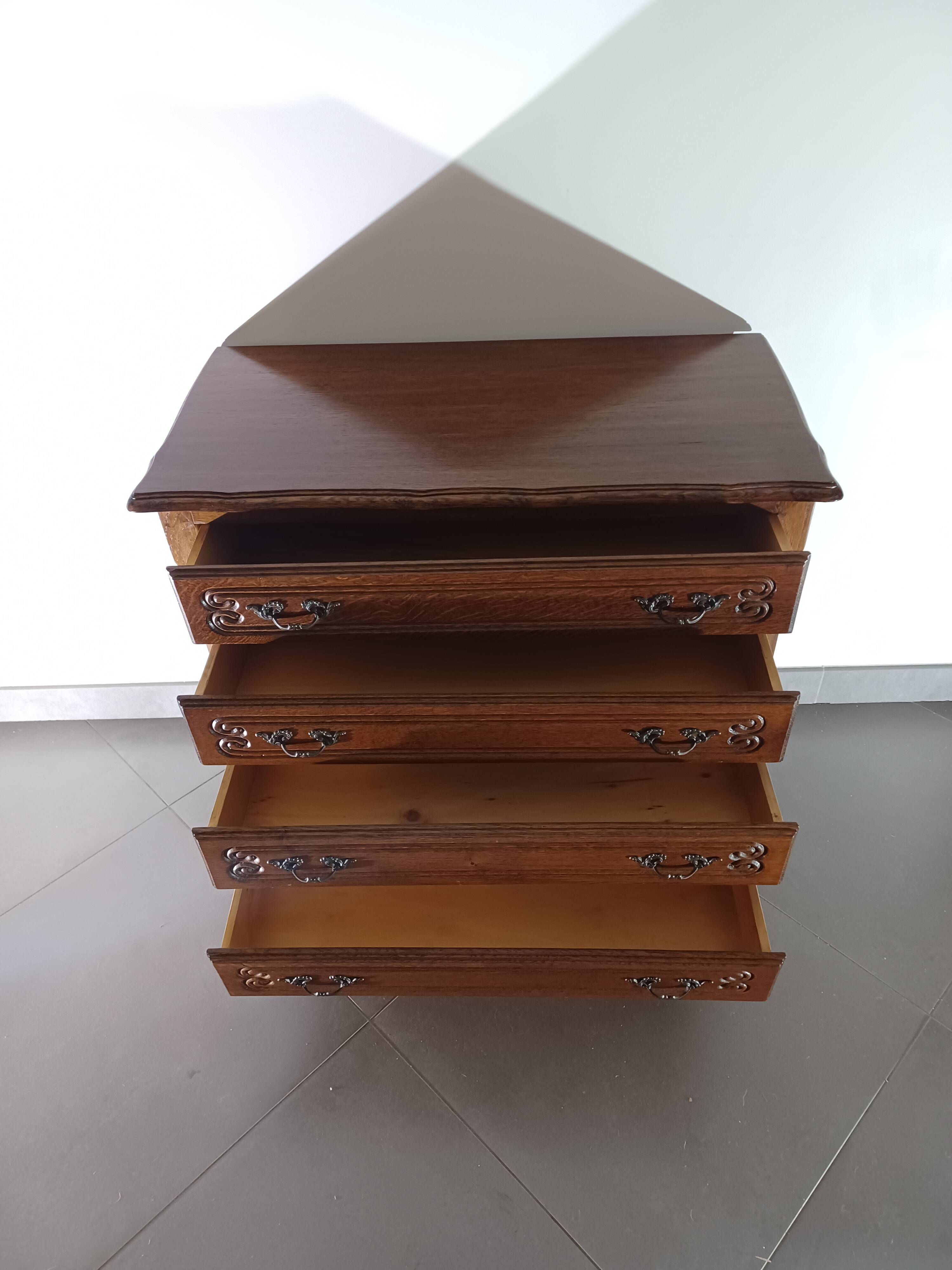 Louis XV style four-drawer chest of drawers