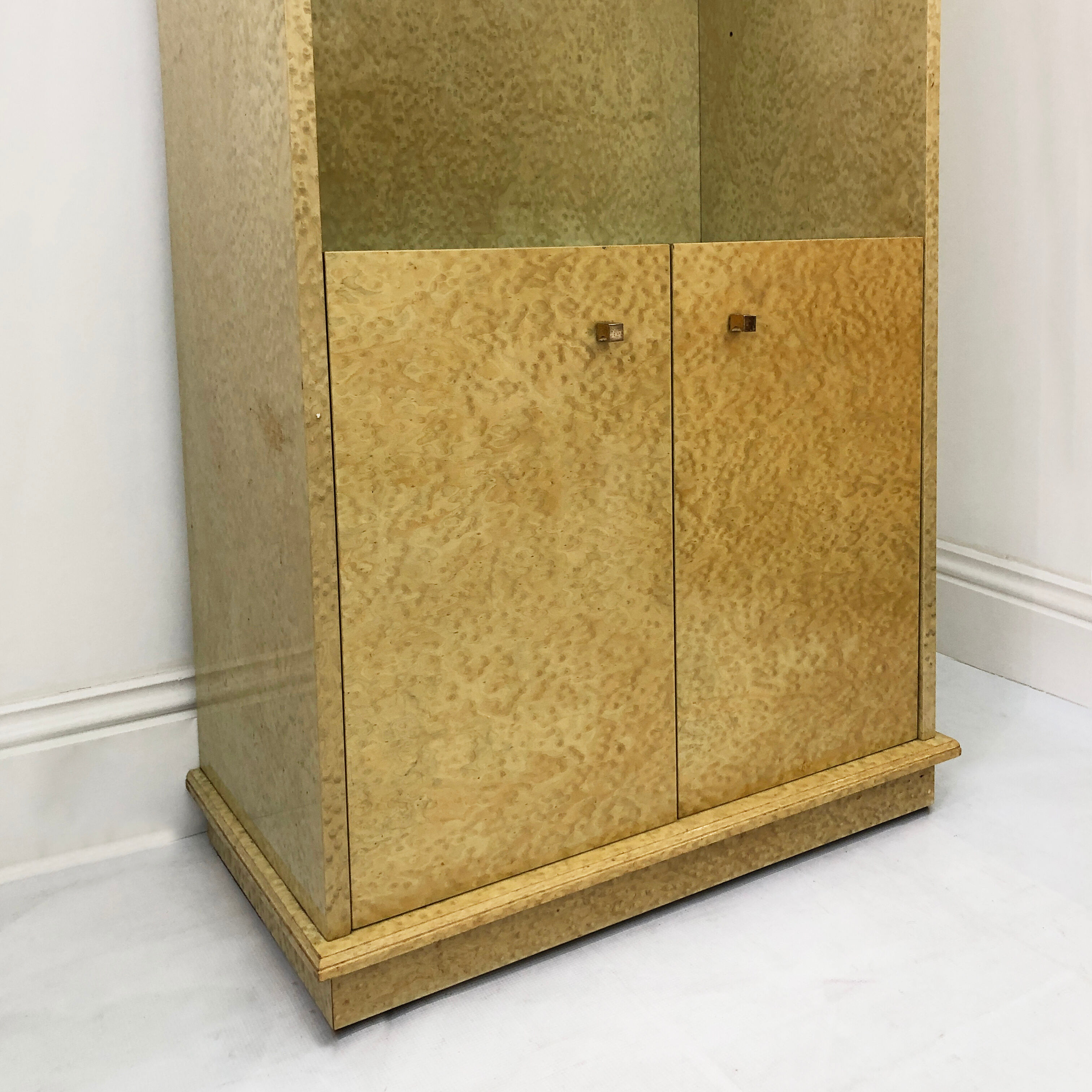1980s birds eye maple display cabinet memphis milano style 1980s vintage