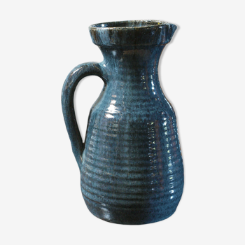 Ceramic pitcher of the potters of Accolay