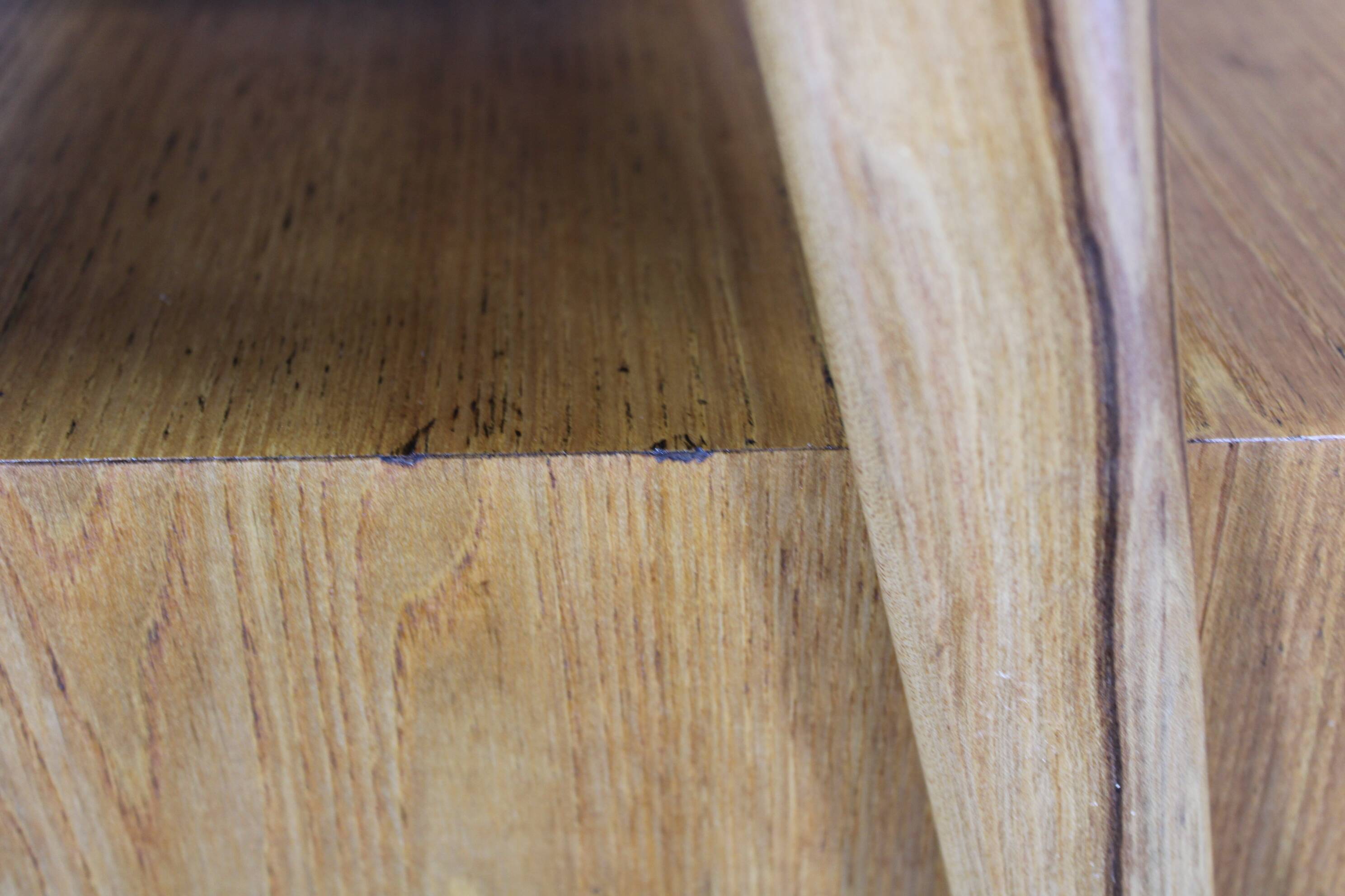 Table de chevet en érable, style milieu du siècle, années 1960, avec étagère en verre opale, restaurée, Tchécoslovaquie